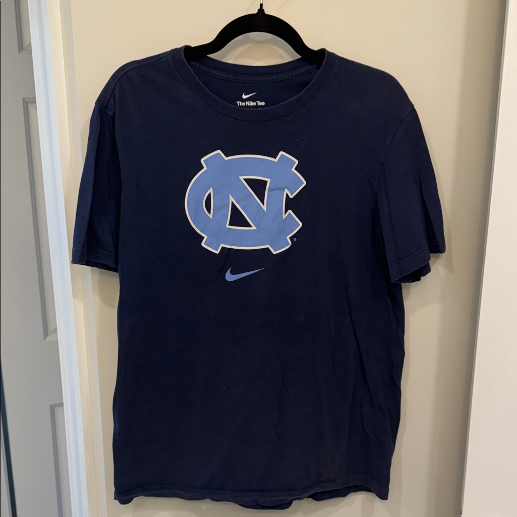 Nike Navy Tshirt With Light Blue Unc Logo